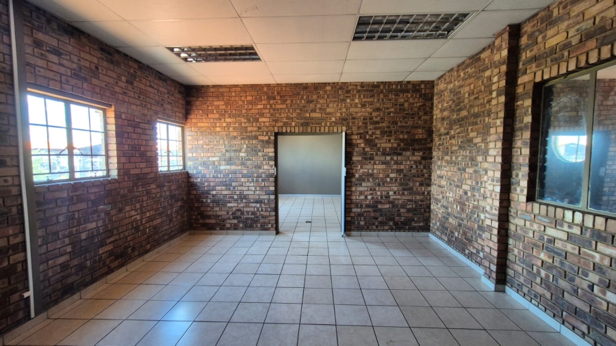 To Let commercial Property for Rent in Silvertondale Gauteng