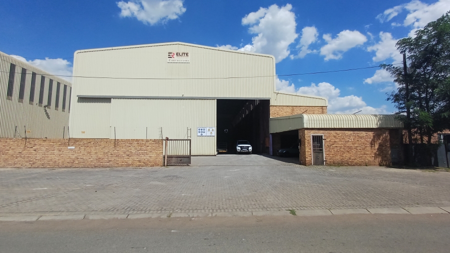 To Let commercial Property for Rent in Sybrand Van Niekerk Park Gauteng
