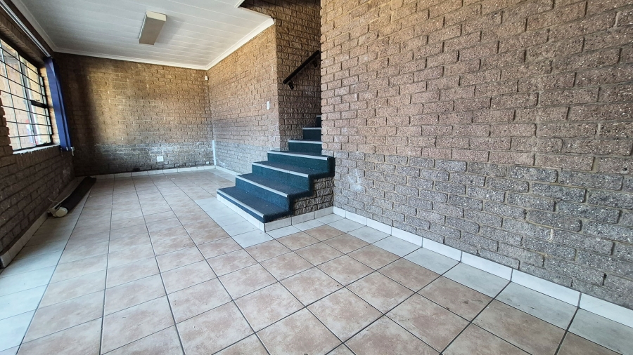 To Let commercial Property for Rent in Meadowdale Gauteng