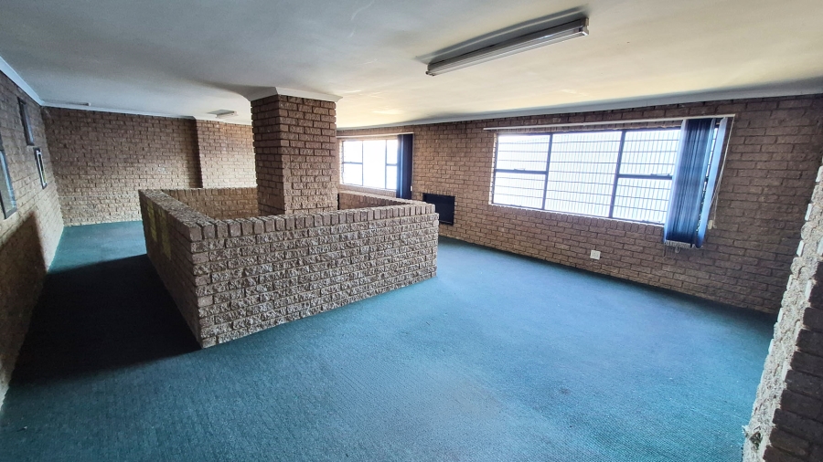 To Let commercial Property for Rent in Meadowdale Gauteng