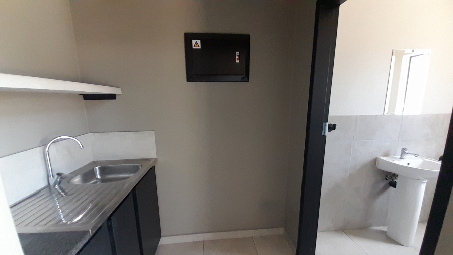 To Let commercial Property for Rent in Halfway House Gauteng