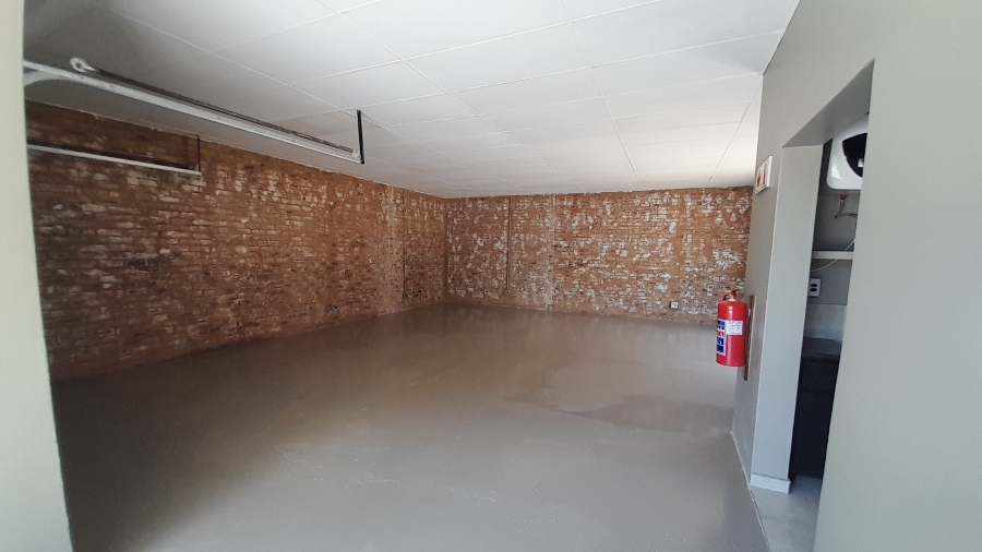 To Let commercial Property for Rent in Halfway House Gauteng