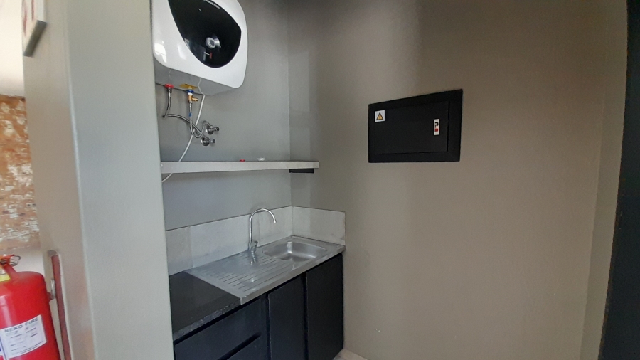 To Let commercial Property for Rent in Halfway House Gauteng