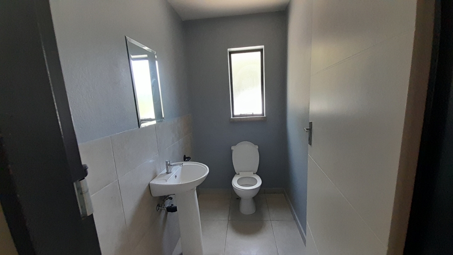 To Let commercial Property for Rent in Halfway House Gauteng
