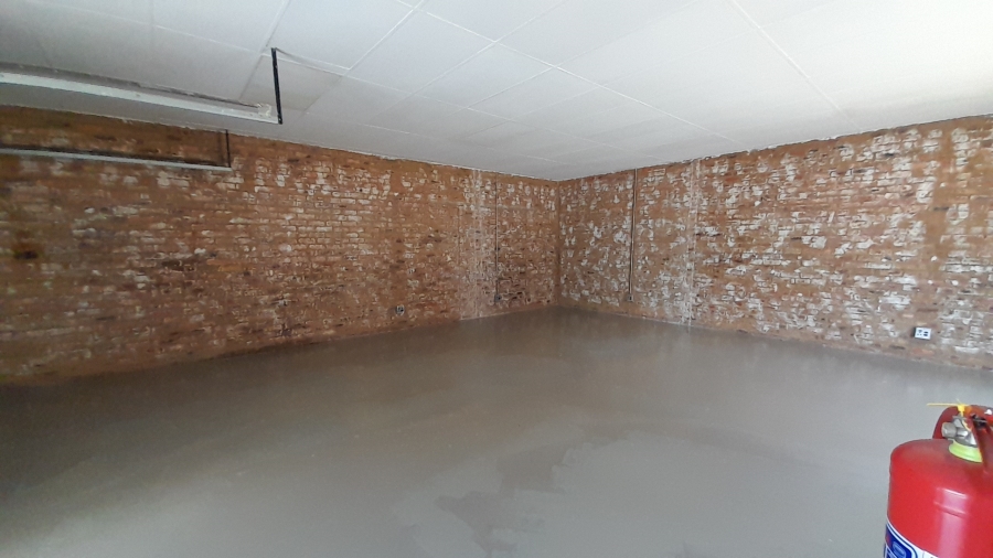 To Let commercial Property for Rent in Halfway House Gauteng
