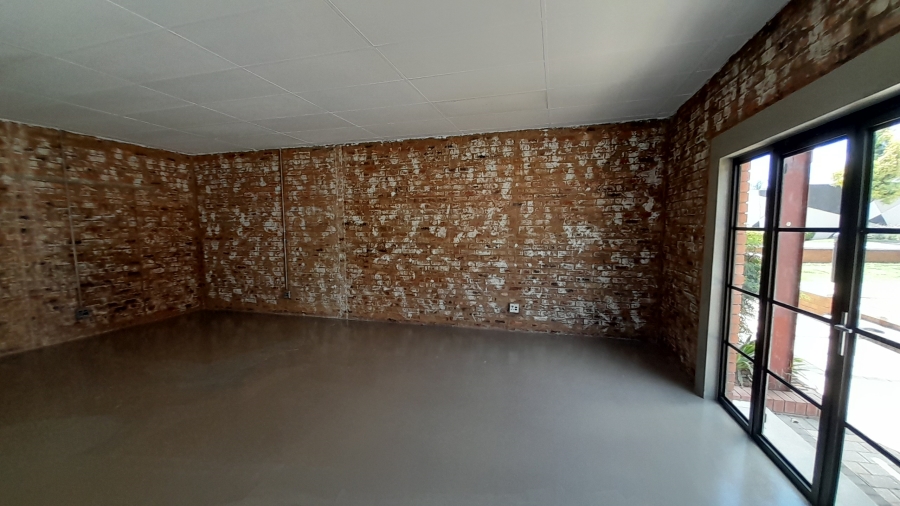 To Let commercial Property for Rent in Halfway House Gauteng