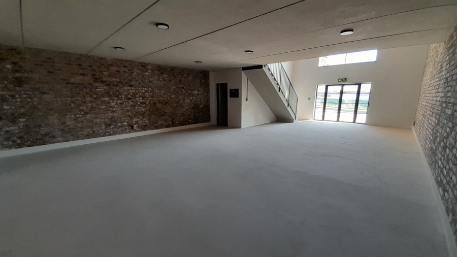 To Let commercial Property for Rent in Halfway House Gauteng