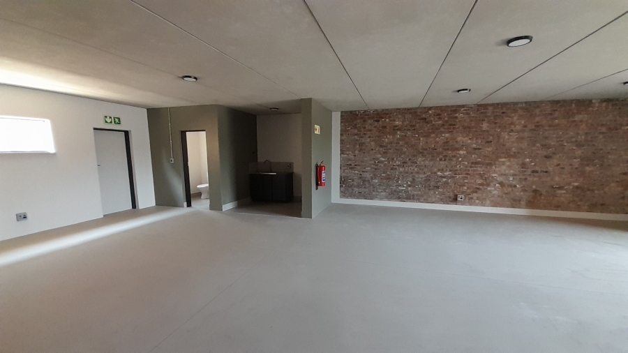 To Let commercial Property for Rent in Halfway House Gauteng