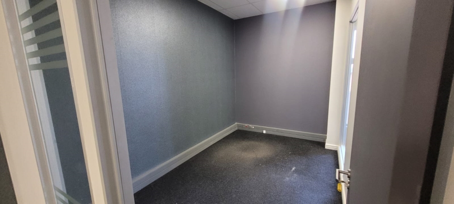 To Let commercial Property for Rent in Die Hoewes Gauteng