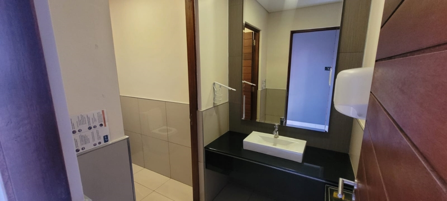 To Let commercial Property for Rent in Die Hoewes Gauteng