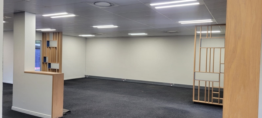 To Let commercial Property for Rent in Die Hoewes Gauteng