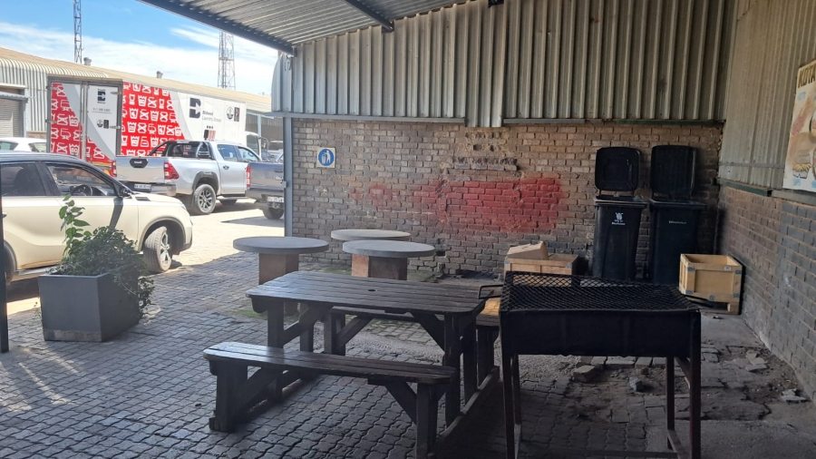 To Let commercial Property for Rent in Clayville Gauteng