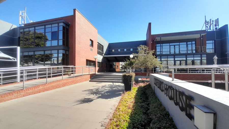 To Let commercial Property for Rent in Midridge Park Gauteng