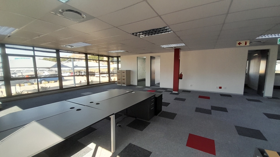 To Let commercial Property for Rent in Midridge Park Gauteng