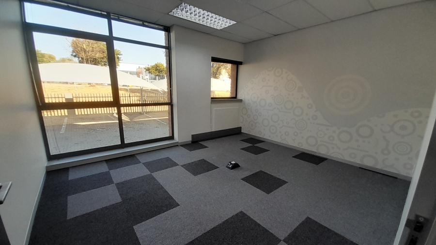 To Let commercial Property for Rent in Midridge Park Gauteng