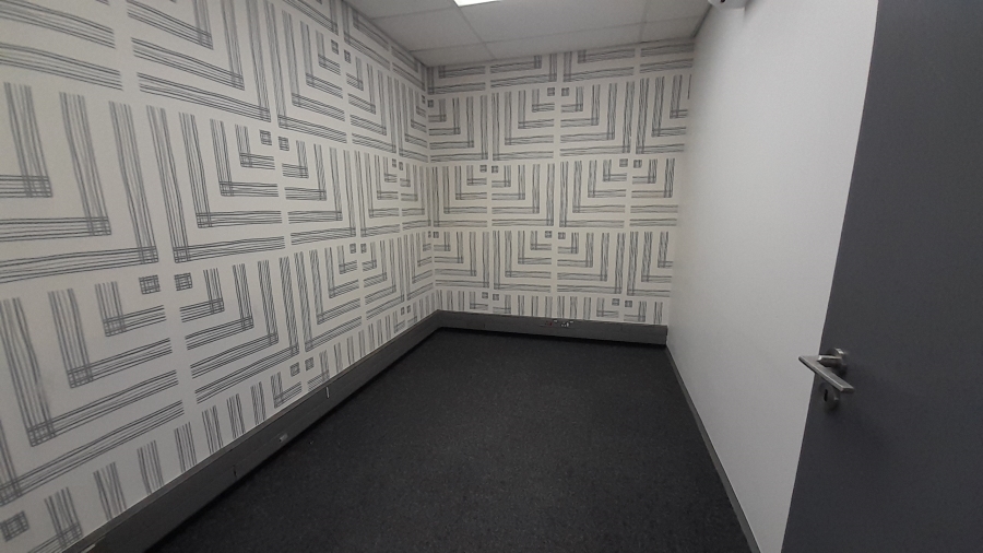 To Let commercial Property for Rent in Midridge Park Gauteng