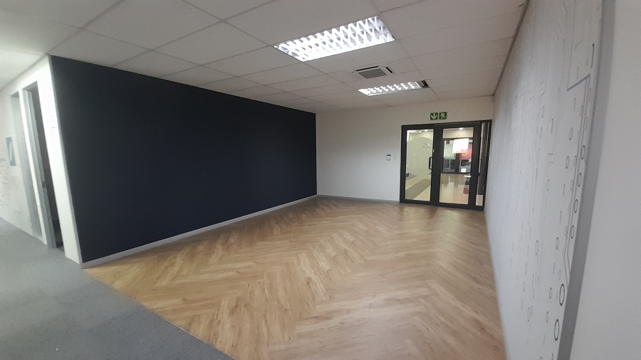 To Let commercial Property for Rent in Midridge Park Gauteng