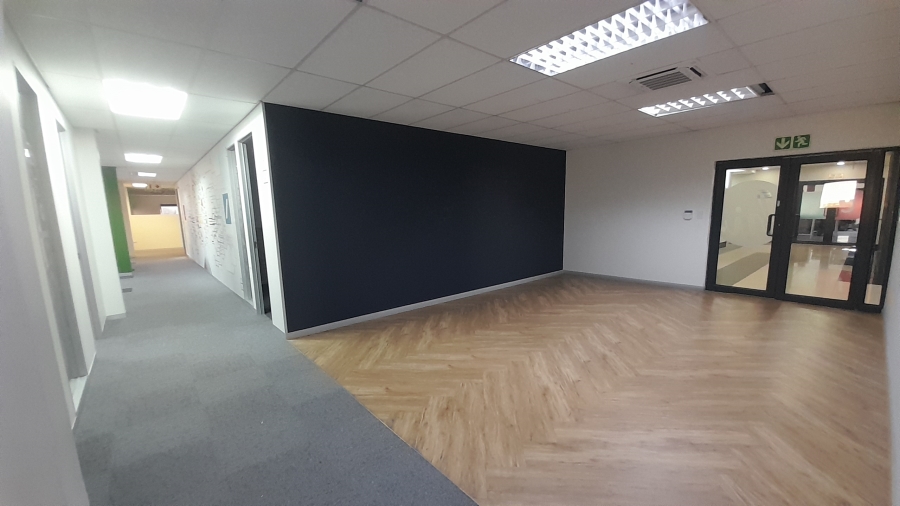 To Let commercial Property for Rent in Midridge Park Gauteng