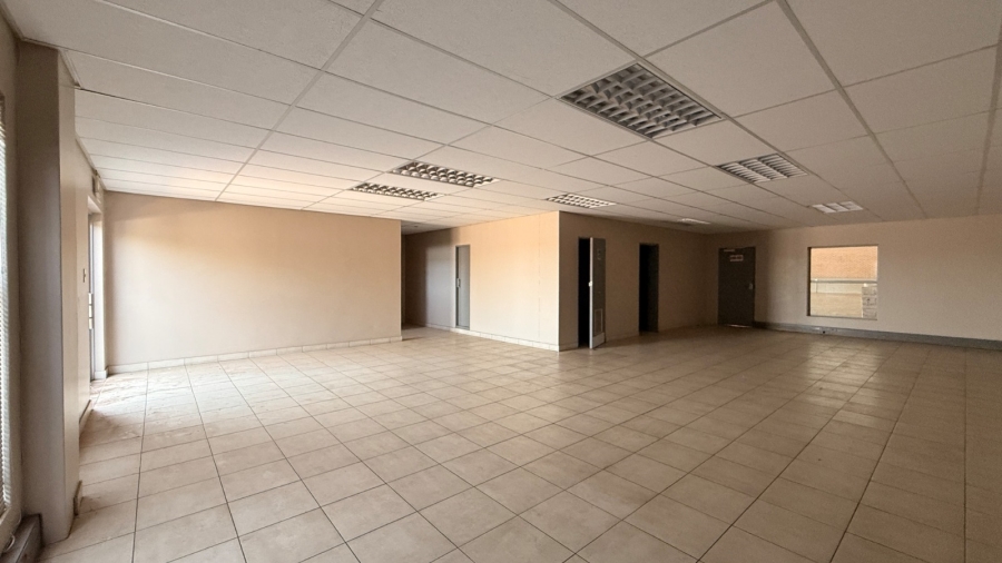 To Let commercial Property for Rent in Olifantsfontein Gauteng