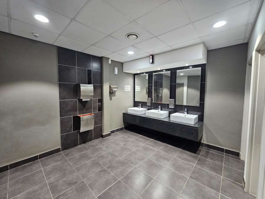 To Let commercial Property for Rent in Erasmusrand Gauteng