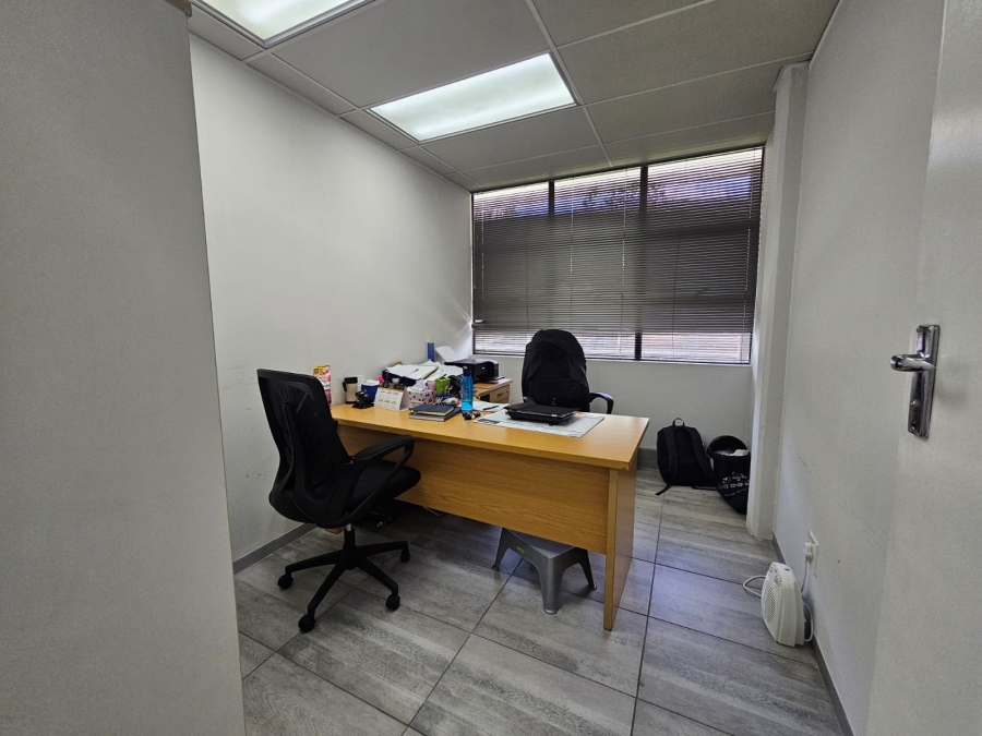 To Let Commercial Property for Rent in Erasmusrand Gauteng