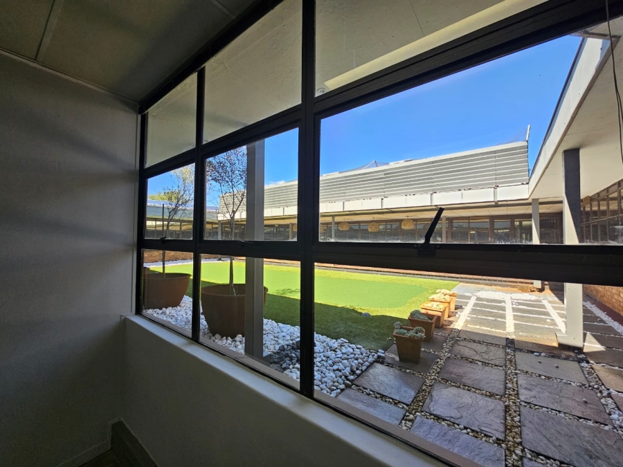 To Let Commercial Property for Rent in Erasmusrand Gauteng