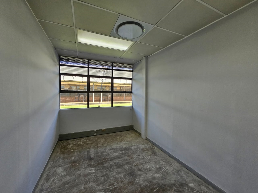To Let Commercial Property for Rent in Erasmusrand Gauteng