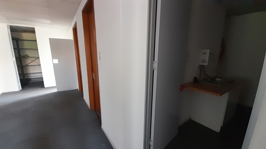 To Let commercial Property for Rent in Vorna Valley Gauteng