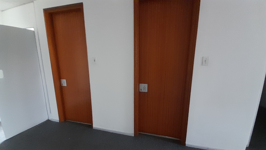 To Let commercial Property for Rent in Vorna Valley Gauteng