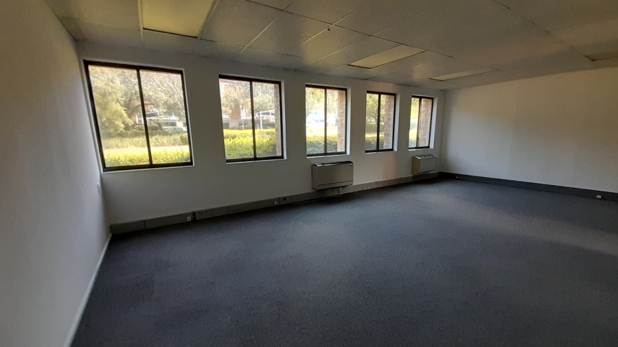 To Let commercial Property for Rent in Vorna Valley Gauteng