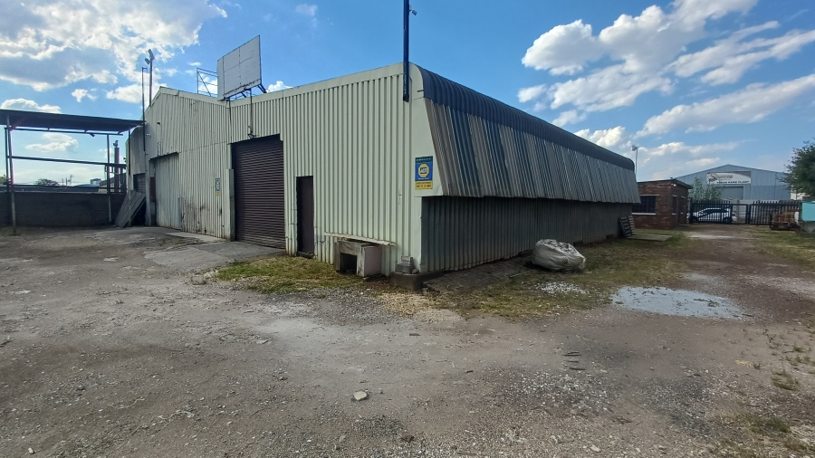 To Let commercial Property for Rent in Meydustria Gauteng