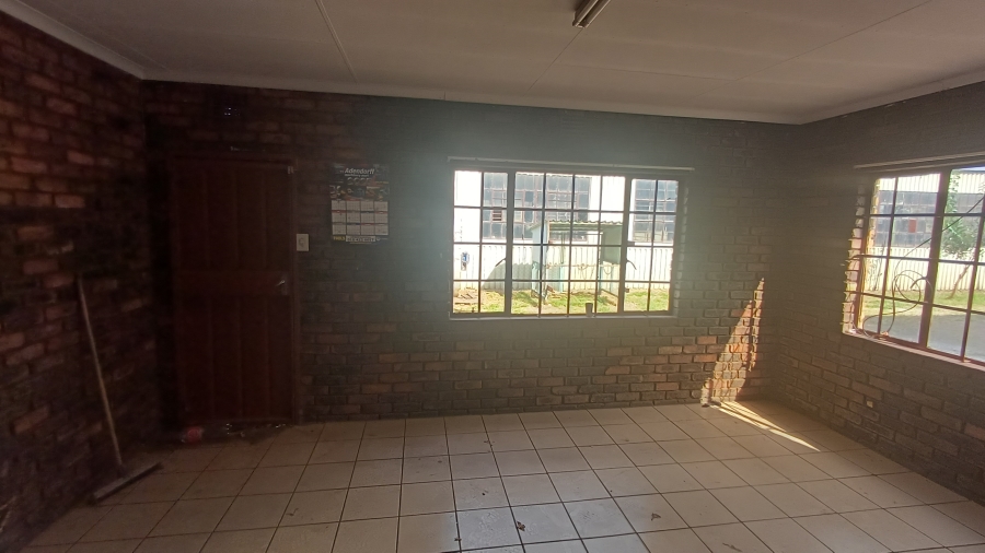 To Let commercial Property for Rent in Meydustria Gauteng