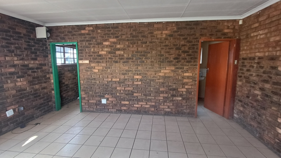 To Let commercial Property for Rent in Meydustria Gauteng