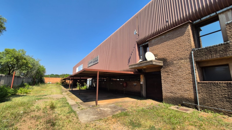 To Let commercial Property for Rent in Waltloo Gauteng