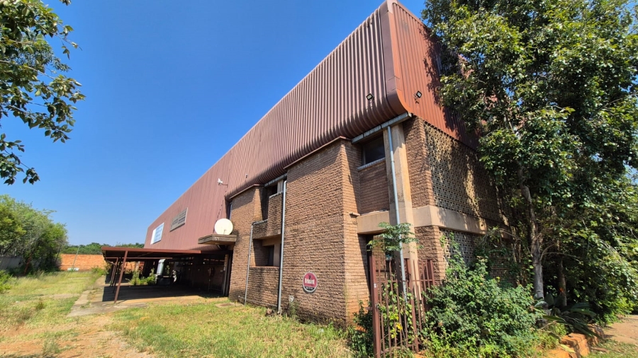 To Let commercial Property for Rent in Waltloo Gauteng