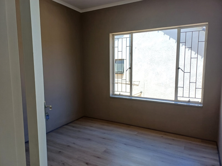 To Let commercial Property for Rent in Randhart Gauteng