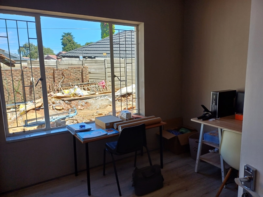 To Let commercial Property for Rent in Randhart Gauteng