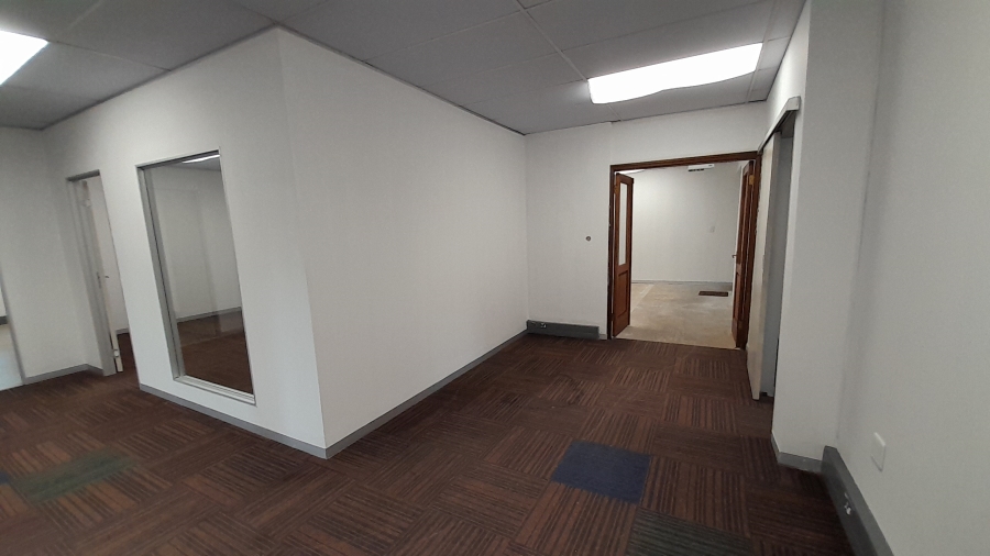 To Let commercial Property for Rent in Vorna Valley Gauteng