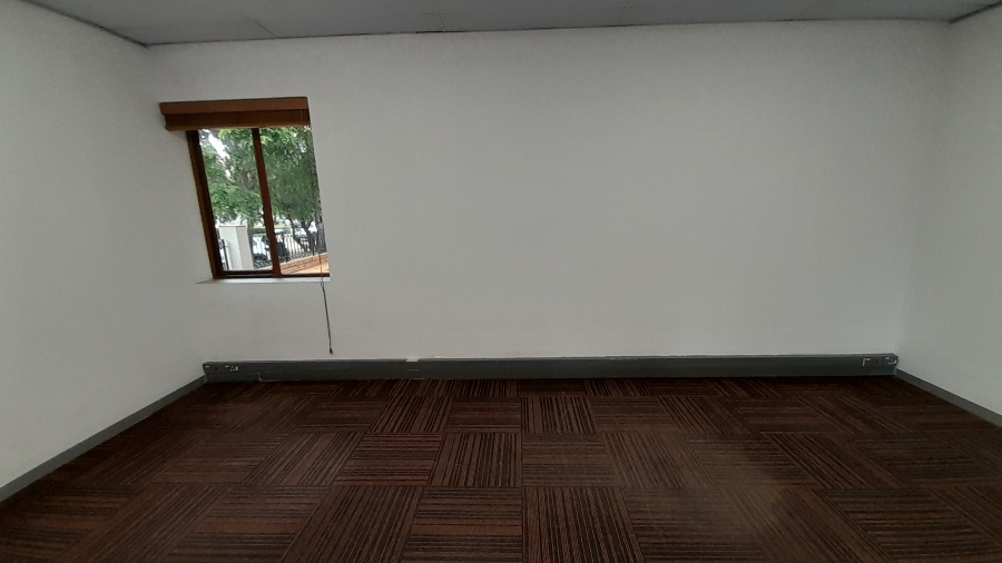 To Let commercial Property for Rent in Vorna Valley Gauteng