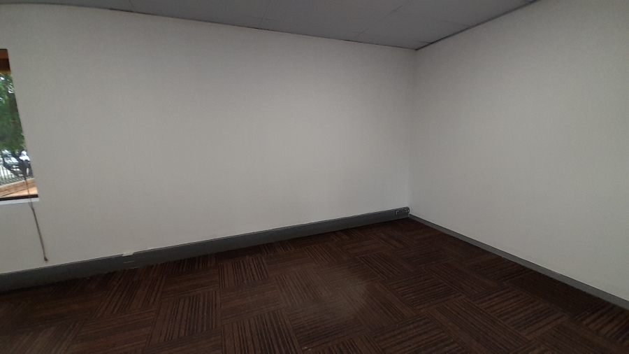 To Let commercial Property for Rent in Vorna Valley Gauteng