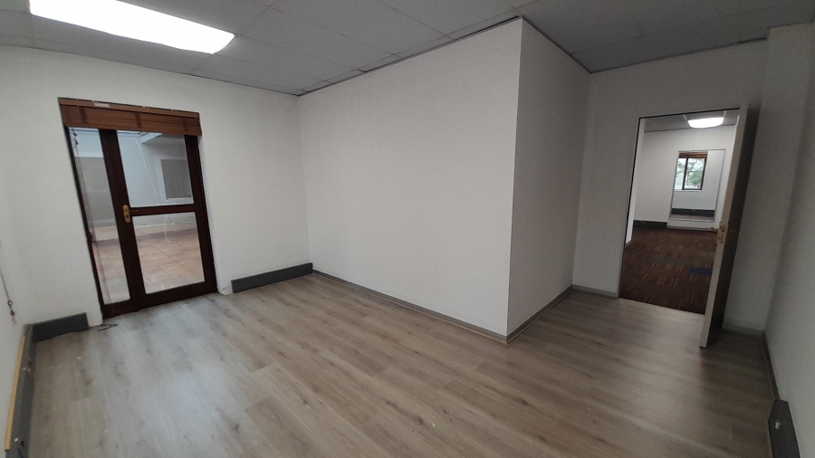 To Let commercial Property for Rent in Vorna Valley Gauteng
