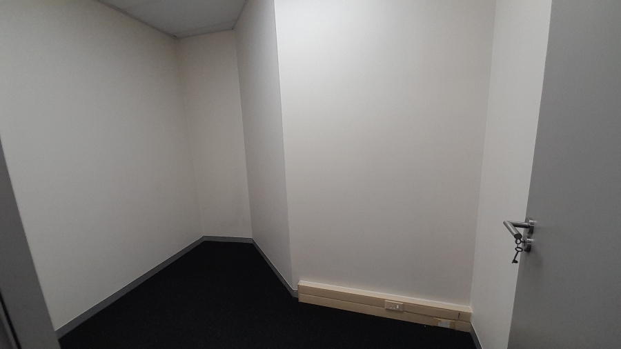 To Let commercial Property for Rent in Halfway Gardens Gauteng