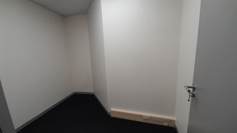 To Let commercial Property for Rent in Halfway Gardens Gauteng