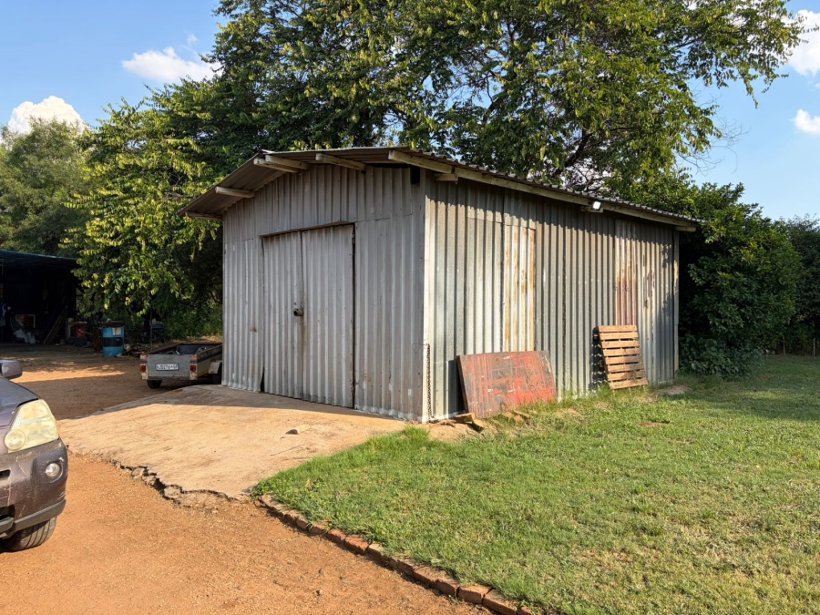 Commercial Property for Sale in Strydfontein A H Gauteng