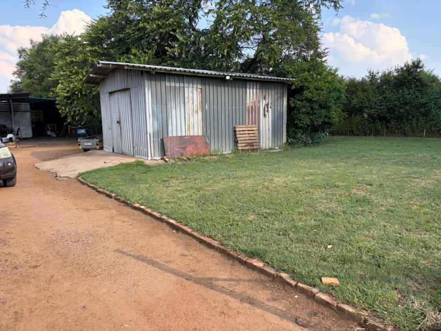 Commercial Property for Sale in Strydfontein A H Gauteng