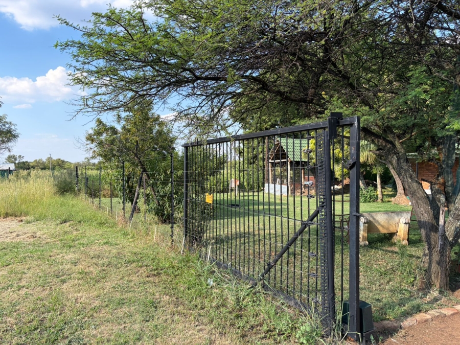 Commercial Property for Sale in Strydfontein A H Gauteng