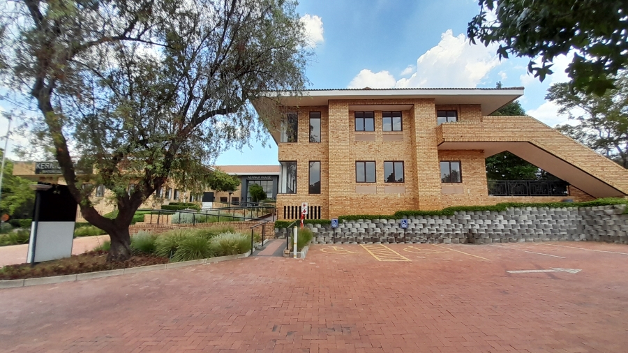 To Let commercial Property for Rent in Vorna Valley Gauteng