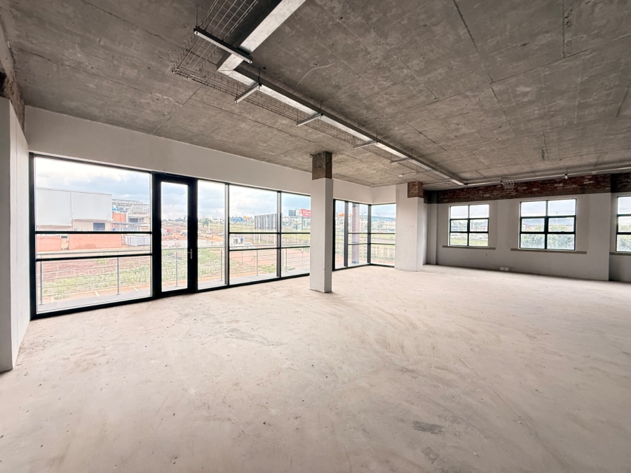 To Let commercial Property for Rent in Louwlardia Gauteng