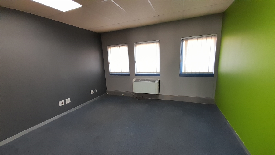 To Let Commercial Property for Rent in Randjespark Gauteng