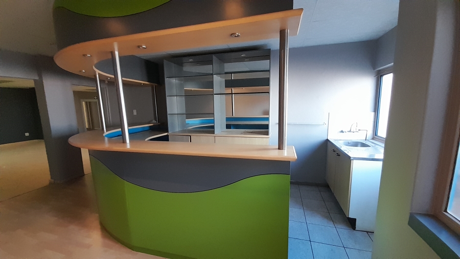 To Let Commercial Property for Rent in Randjespark Gauteng
